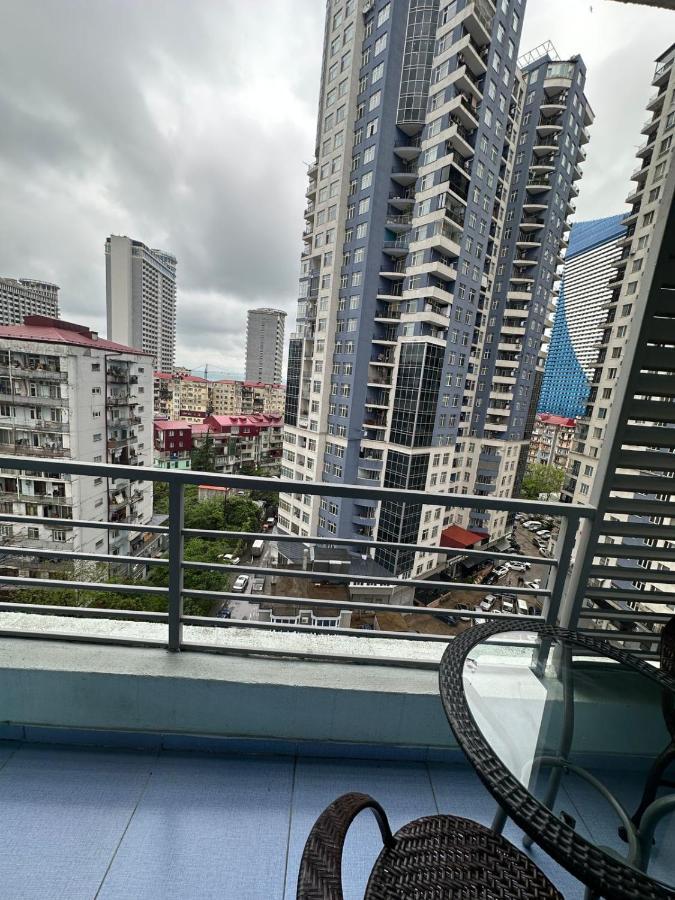 Pirosmani Mini Hotel Batumi Zewnętrze zdjęcie