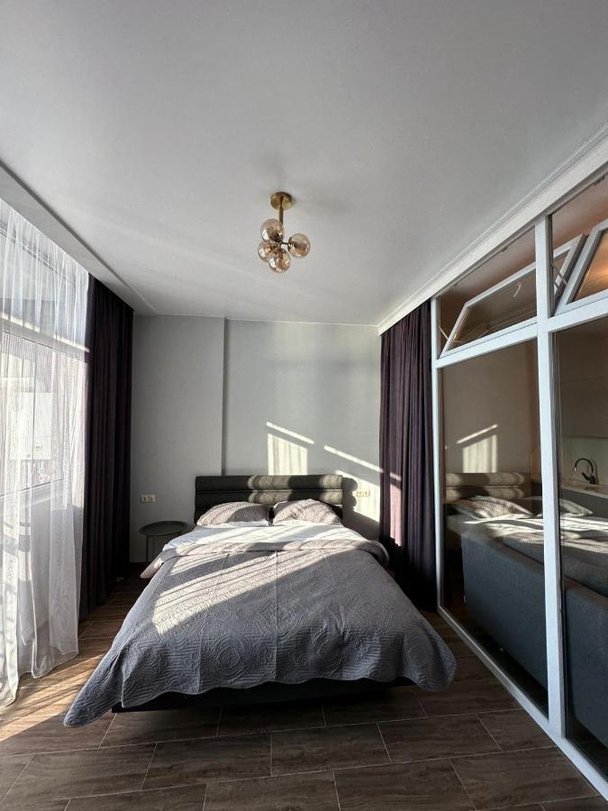 Pirosmani Mini Hotel Batumi Zewnętrze zdjęcie