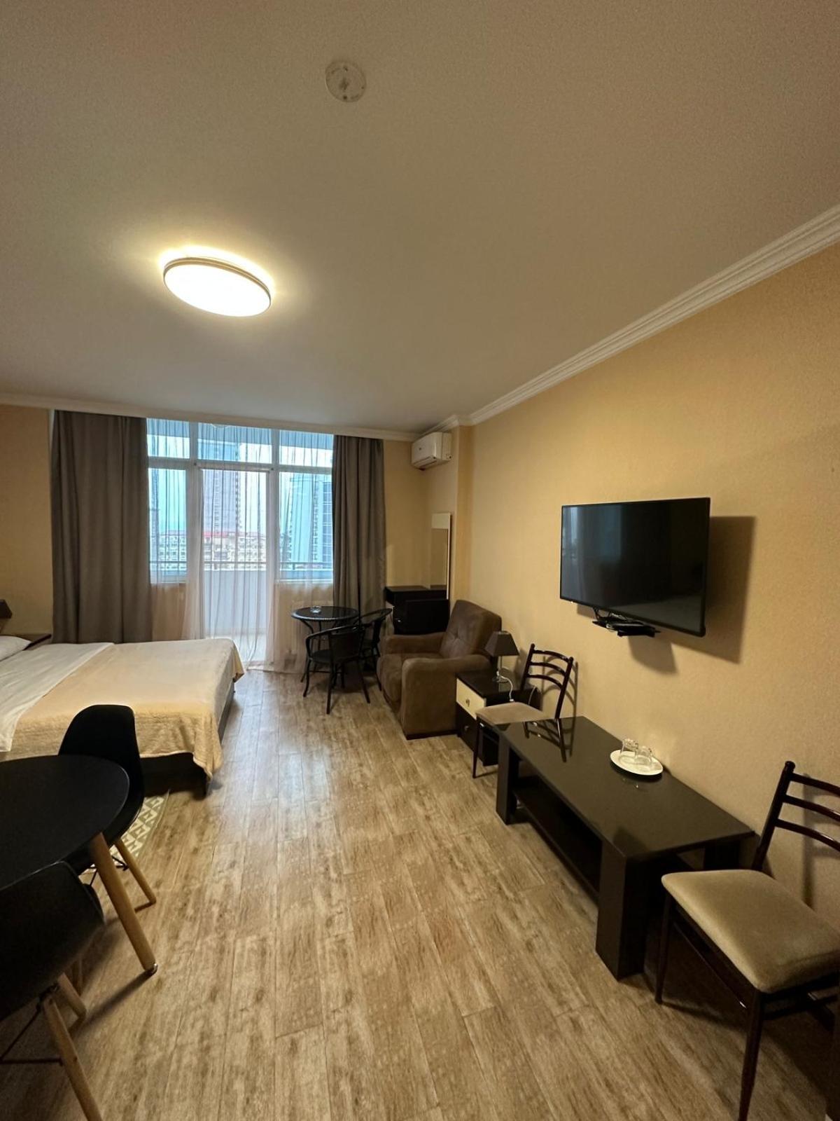 Pirosmani Mini Hotel Batumi Zewnętrze zdjęcie