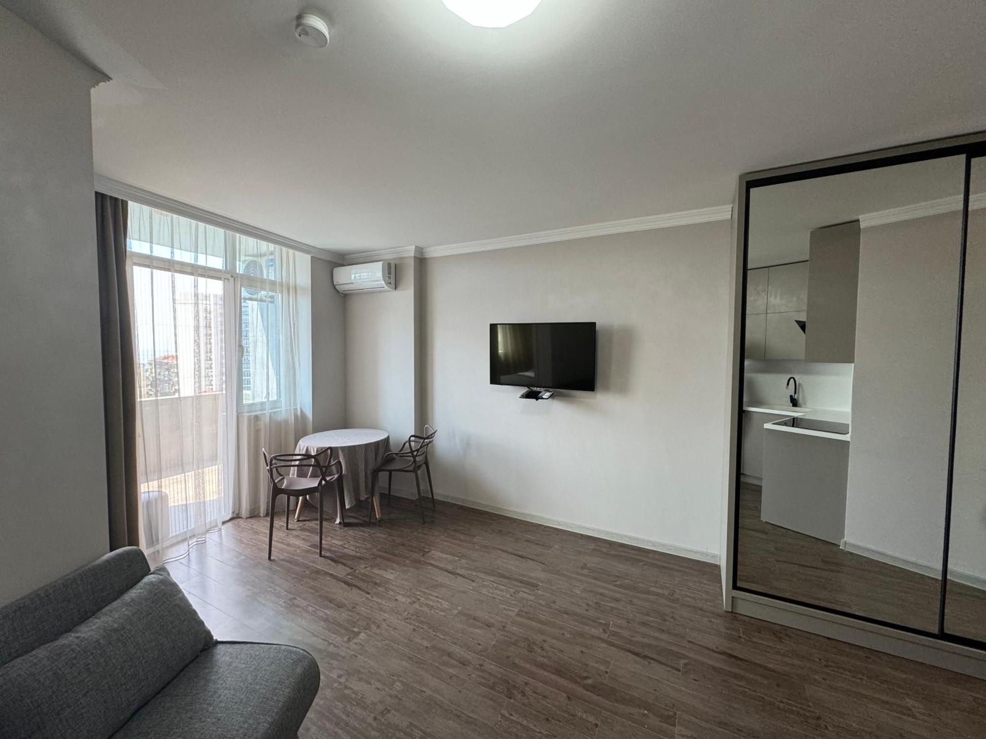 Pirosmani Mini Hotel Batumi Zewnętrze zdjęcie