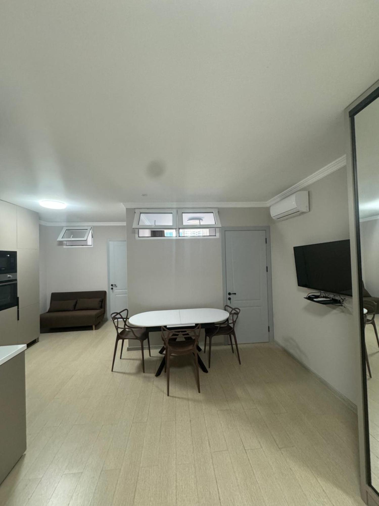 Pirosmani Mini Hotel Batumi Zewnętrze zdjęcie
