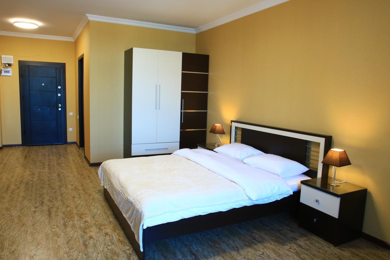Pirosmani Mini Hotel Batumi Zewnętrze zdjęcie