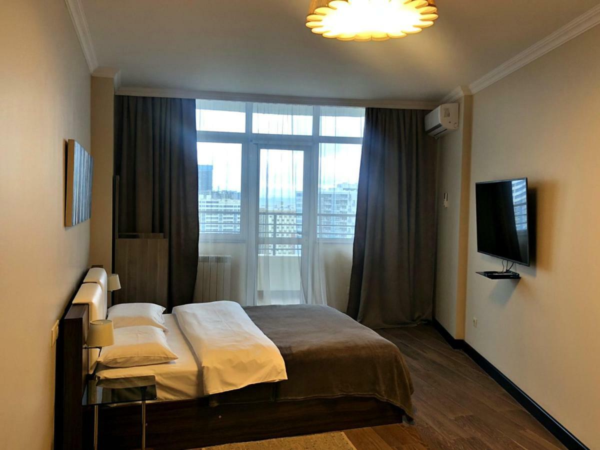 Pirosmani Mini Hotel Batumi Zewnętrze zdjęcie